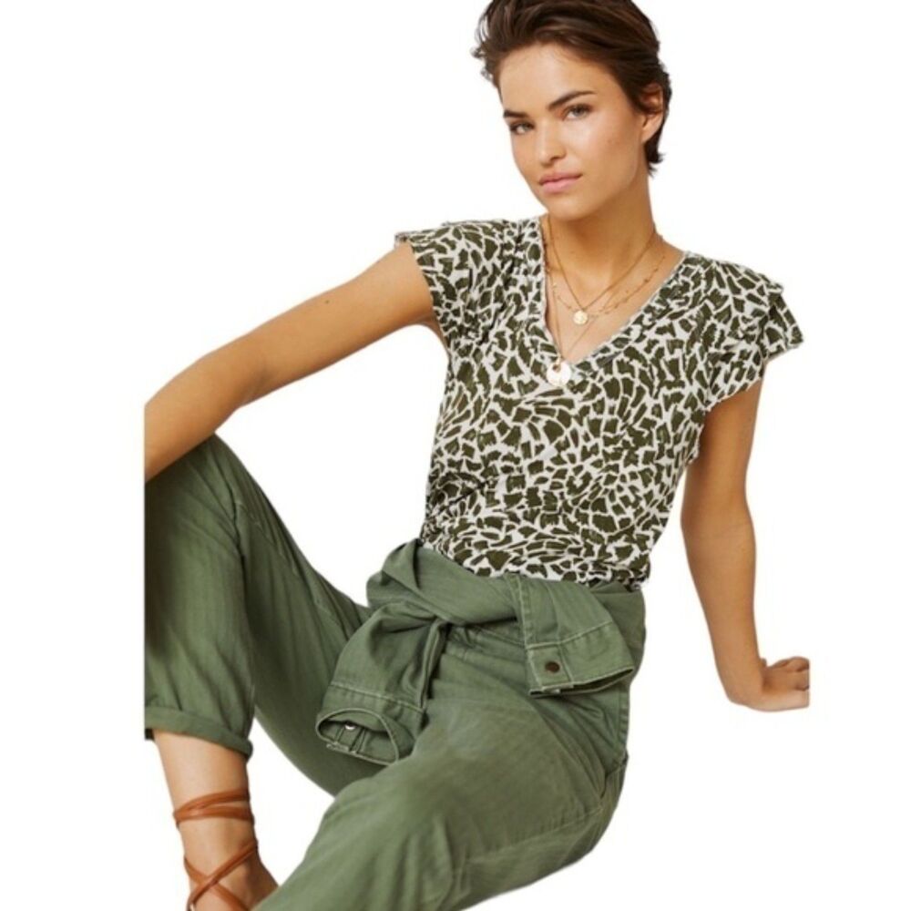 Anthropologie Maeve Catie Ruffle-Sleeved V-neck Tee, Small